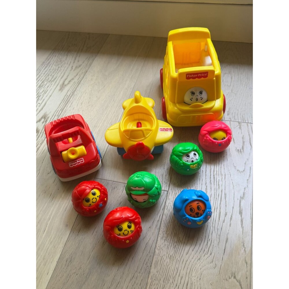 Vintage Fisher Price Roll Around Toy Balls School Bus Plane Firetruck rolling 90
